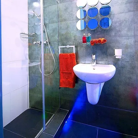 Castille Penthouses 3*