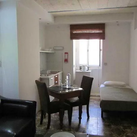 Aparthotel Castille Penthouses 3*